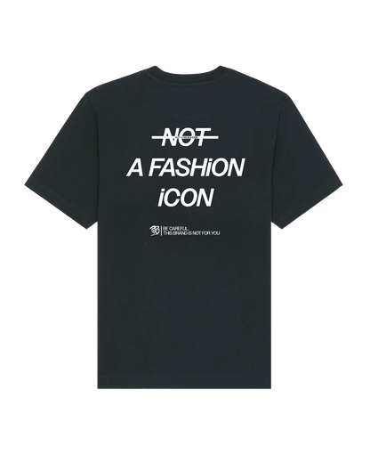 Ensemble Noir - Not a fashion icon