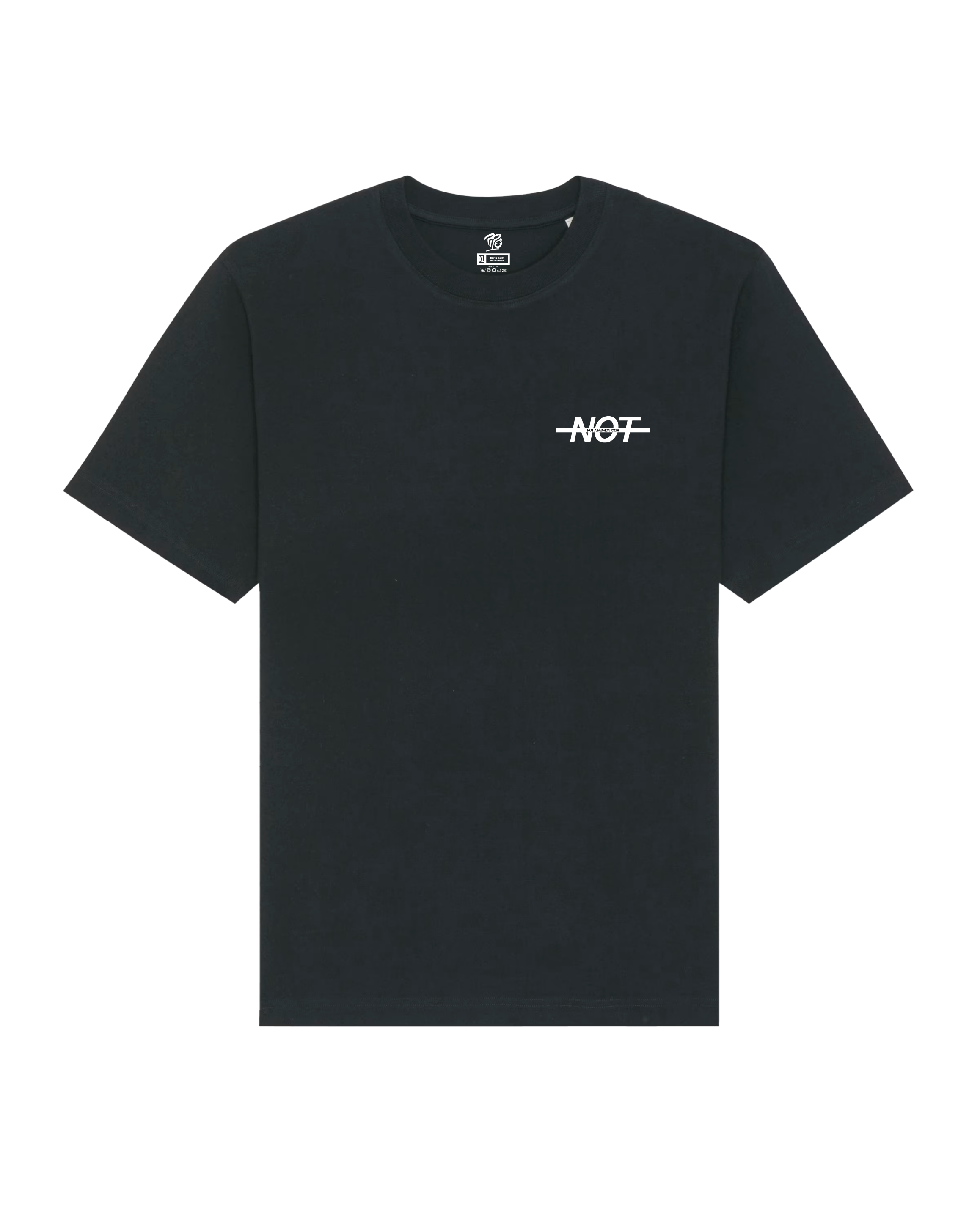 Ensemble Noir - Not a fashion icon