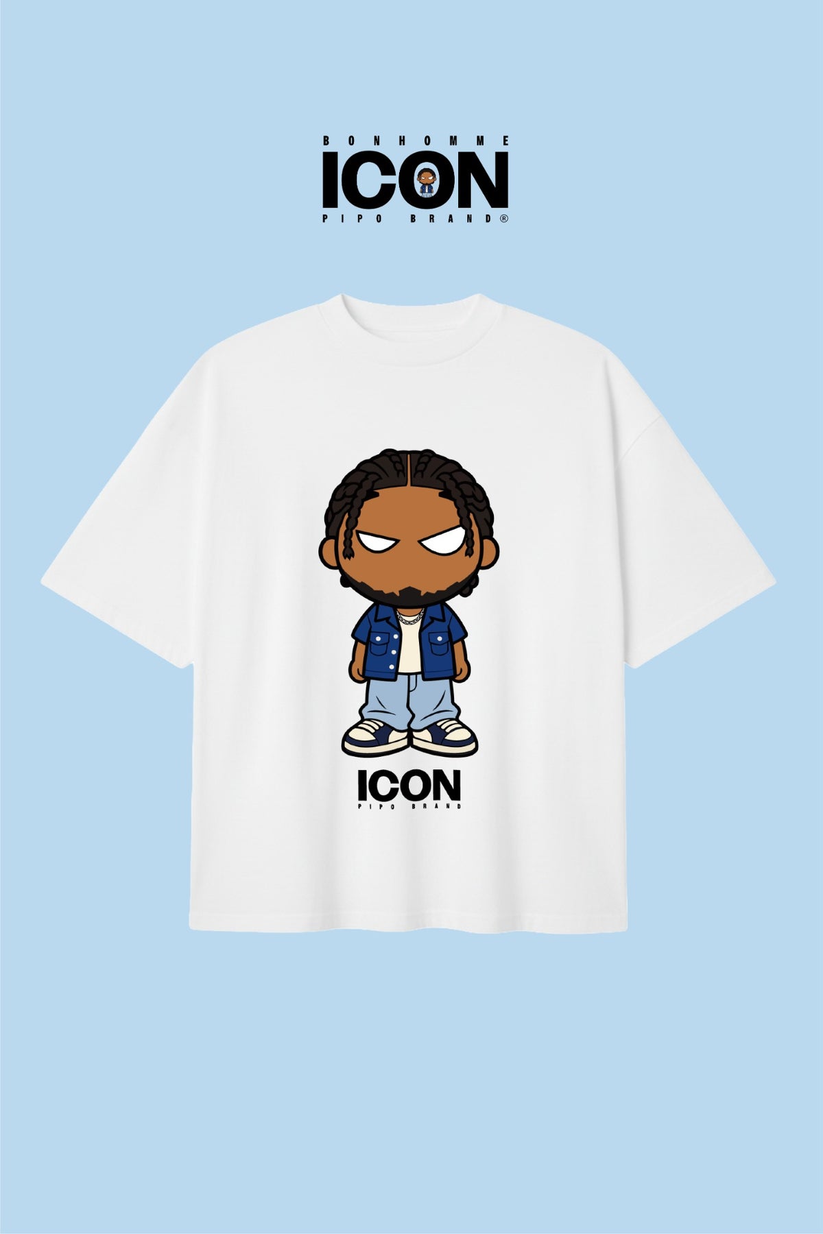 T-shirt blanc Damn Alright vu de face sur fond bleu, personnage Bonhomme et signature ICON.